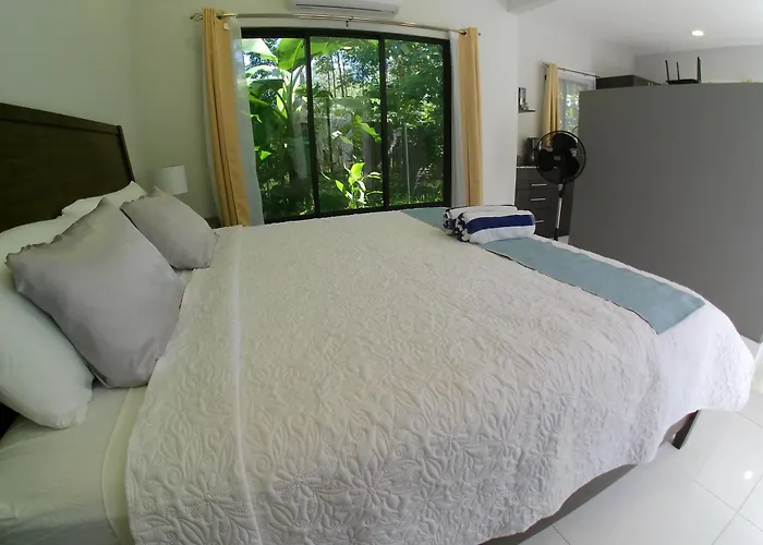 One Life Hotel